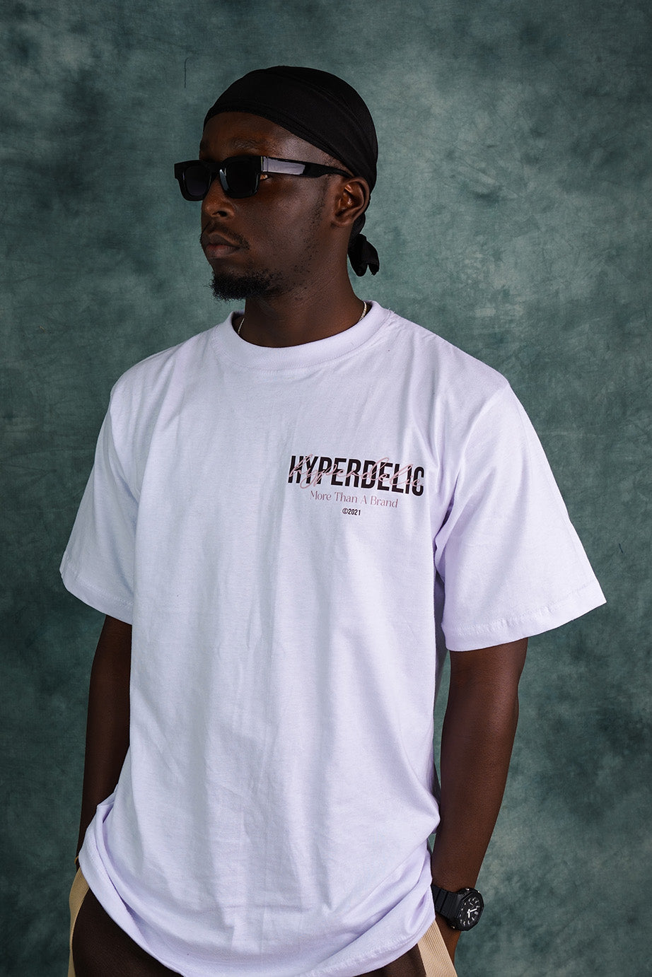 WHITE T-SHIRT